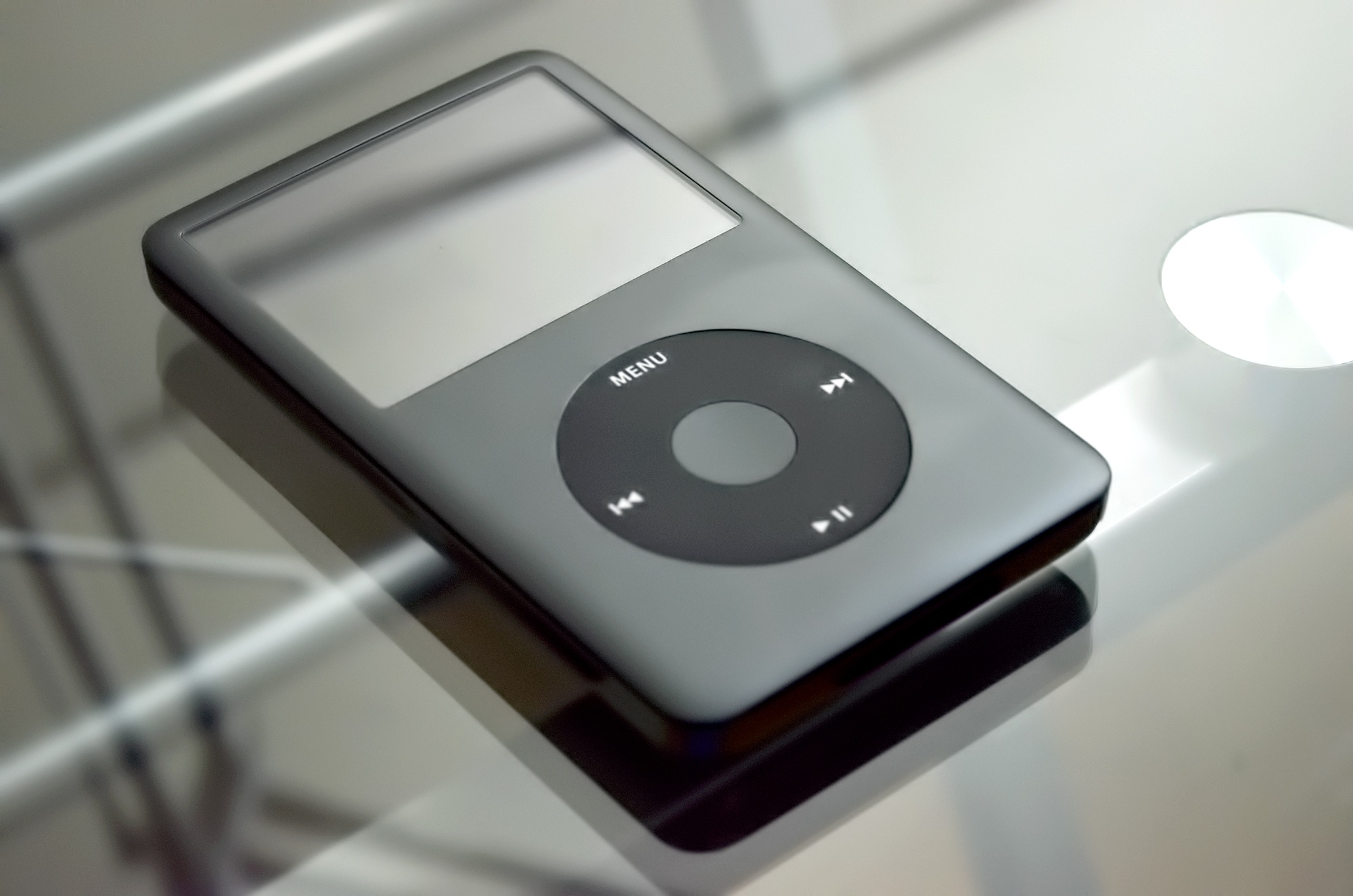 Tech Throwback: Τα πιο δημοφιλή gadgets των 00’s